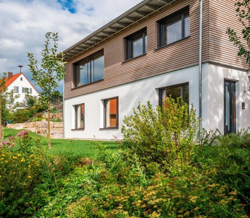 Hanghaus Satteldach holzfassade
