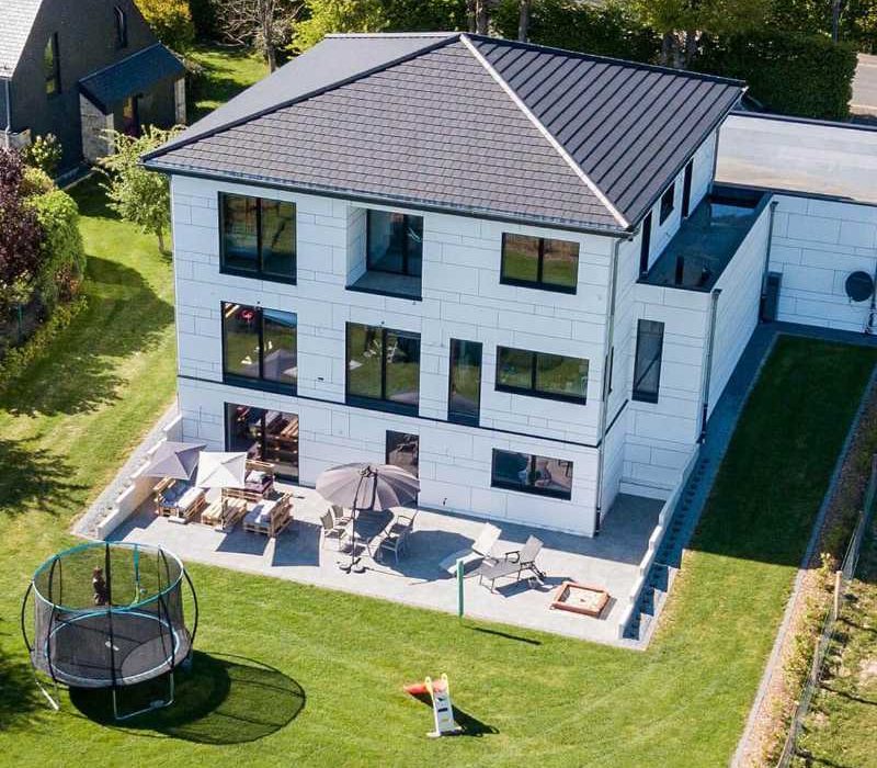 Hanghaus zufahrt oben
